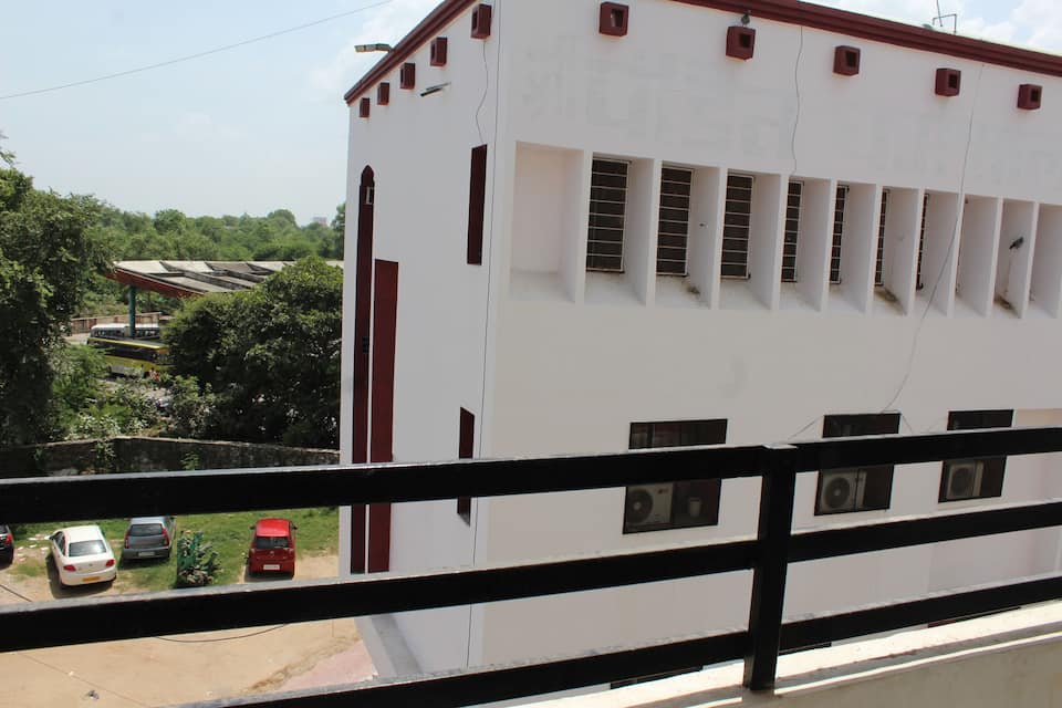 Atithi Palace